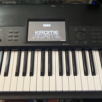 Korg Krome EX 88 Workstation 2019 - 2021 - Black