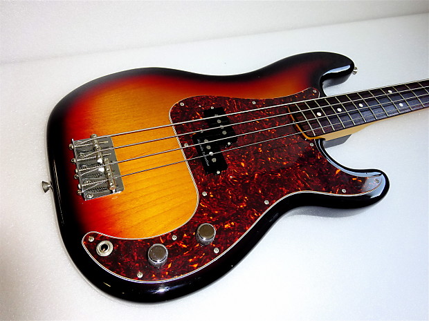 Fender Japan PRECISION BASS PB62-105DMC 3TS R-SERIAL 2006 3 Tone Sunburst  Dimarzio Collection