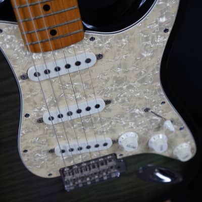 Fender Japanese Stratocaster 1992-1993 Green Foto Flame image 3