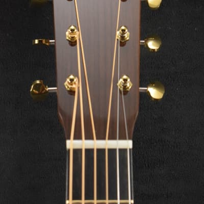 Martin D-18 Modern Deluxe Natural image 8