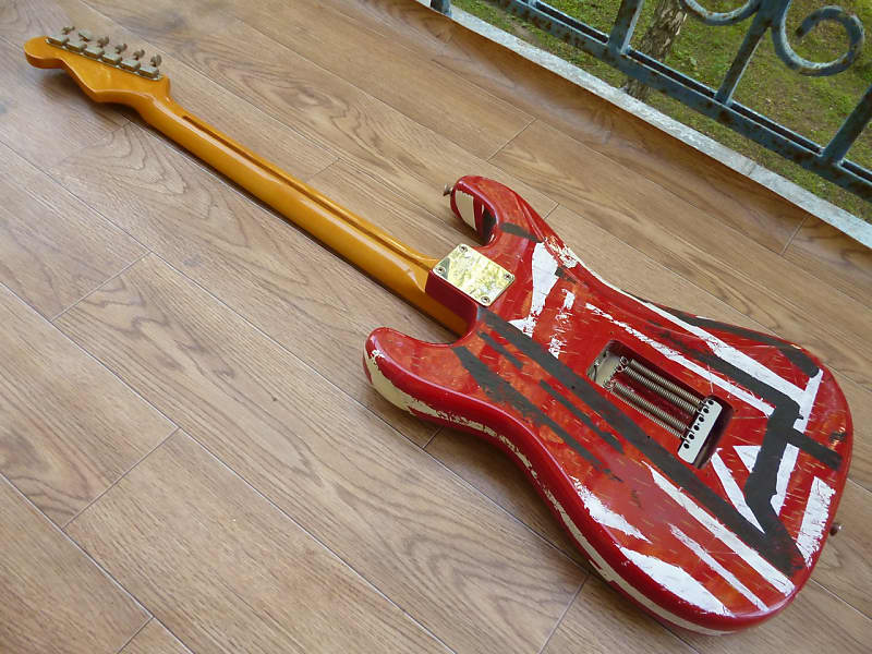 Fernandes The Revival RST-50'57 Stratocaster MIJ 1982 Red