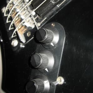 CLARKE SPELLBINDER #3 Short Scale Bass Guitar(Stanley's personal bass ) image 9