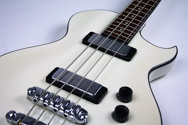 Ibanez artb100 bass guitar top