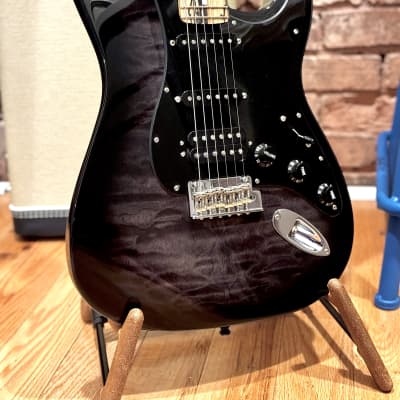 Fender American Stratocaster Limited Edition Quilted Maple Top Pale Moon Ebony 2019 - Transparent Black Burst image 2
