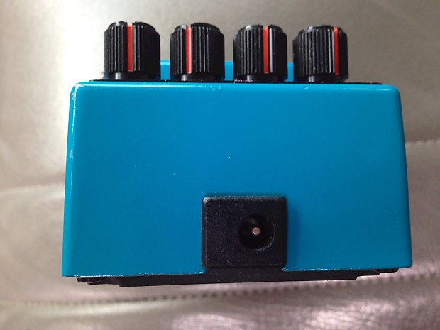 Boss VB-2 Vibrato Vintage Made in Japan Effects Pedals Used