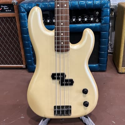 Fender Contemporary Precision Bass 1986 - Pearl image 2