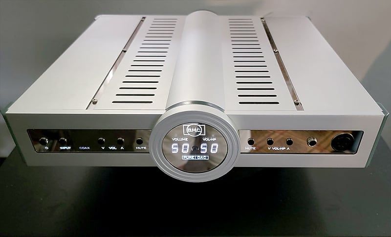 BMC PURE DAC + Preamp + Headphone Amp  			