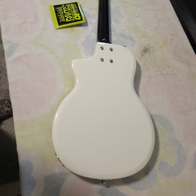 2020 Eastwood Airlline Jupiter TT in White in Mint Condition image 7