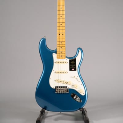 Fender American Vintage II 1973 Stratocaster Lake Placid Blue image 2
