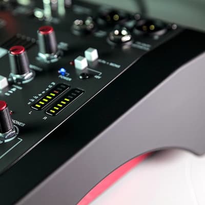Allen & Heath ZEDi-10FX - Compact Hybrid Audio Mixer/4x4 USB Interface with 61 Studio Quality FX (AH-ZEDi-10FX),Black image 12