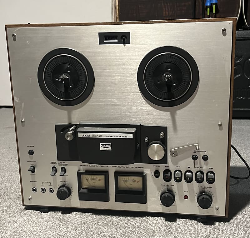 Akai Gx-230D Reel to reel tape player