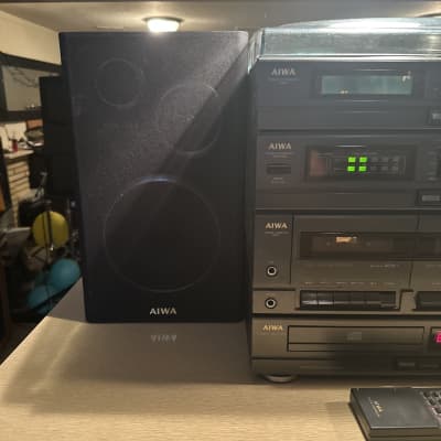 スピーカー・ウーファー Aiwa COMPACT DISC CARRT SYSTEM AIWA CX-57U Compact Disc Stereo System Turntable Equalizer