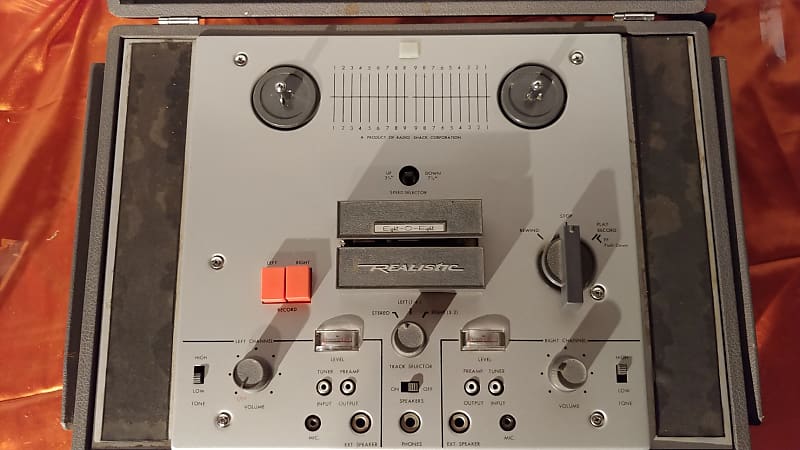Realistic Eight - O - Eight Reel To Reel Tape Recorder