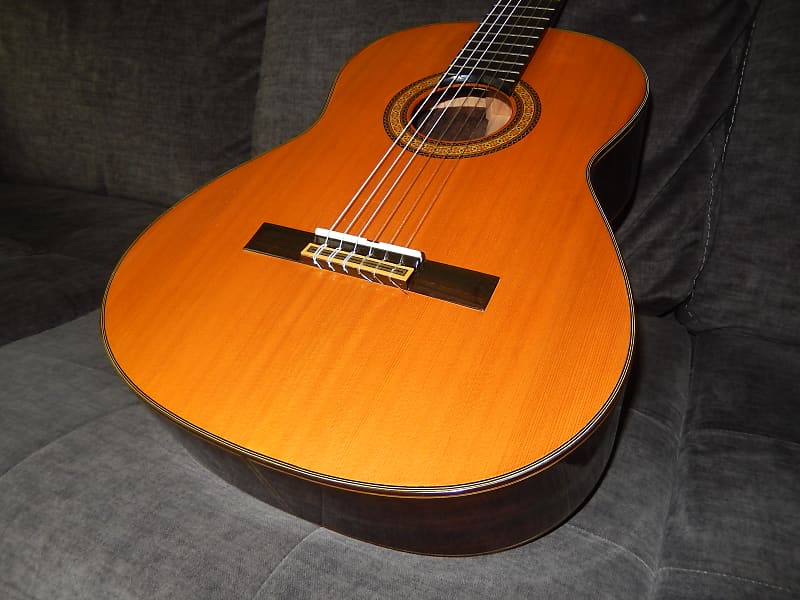 MADE IN 1973 BY E.KODAIRA - ECOLE E300 - TRULY AMAZING CLASSICAL CONCERT  GUITAR