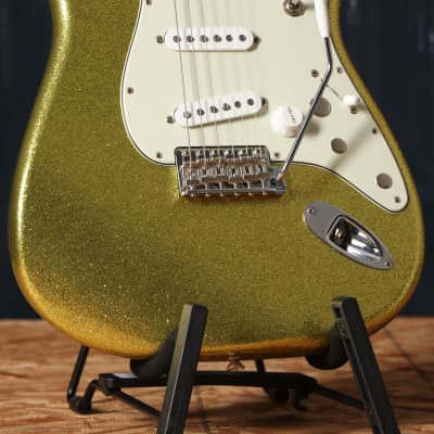 Fender Custom Shop Dick Dale Signature Stratocaster NOS Electric Guitar Chartreuse Sparkle image 2