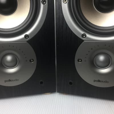 Polk Audio TSi100- TSi Series 2-way bookshelf speaker with 5 1/4-inch driver image 9