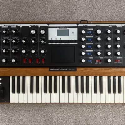 Moog Minimoog Voyager Performer in Excellent Condition (No Faulty Chips!!)