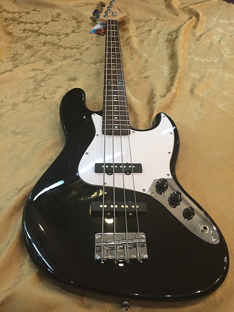 Giannini bass guitar top