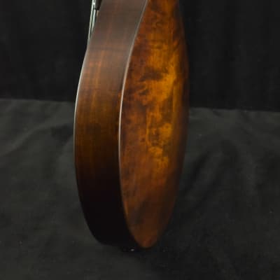 Eastman MD505CC/n A-Style F-Hole Contoured Comfort Mandolin Vintage Nitro image 4