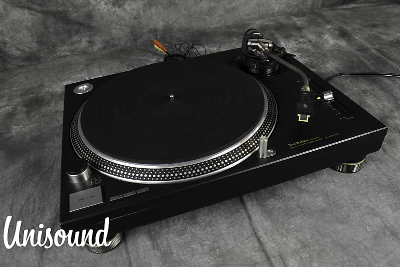 Technics SL-1200MK4 Black Direct Drive Turntable [Very Good ]