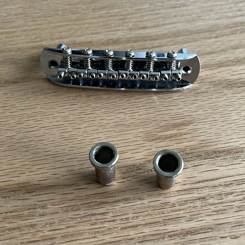 Squier Modified Mustang Bridge + Thimbles (also for Reverb