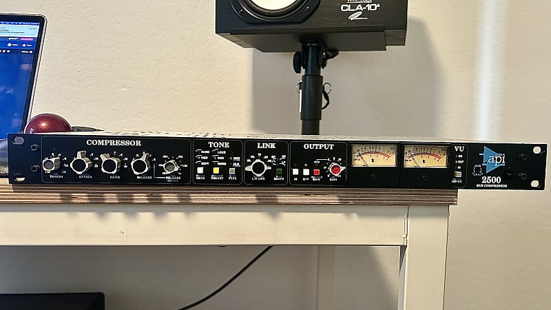 API 2500 Stereo Bus Compressor 2000 - 2019 - Black | Reverb