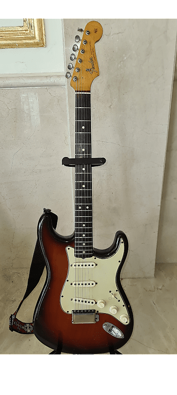 Fender Stratocaster 1965 Sunburst With OHC image 1