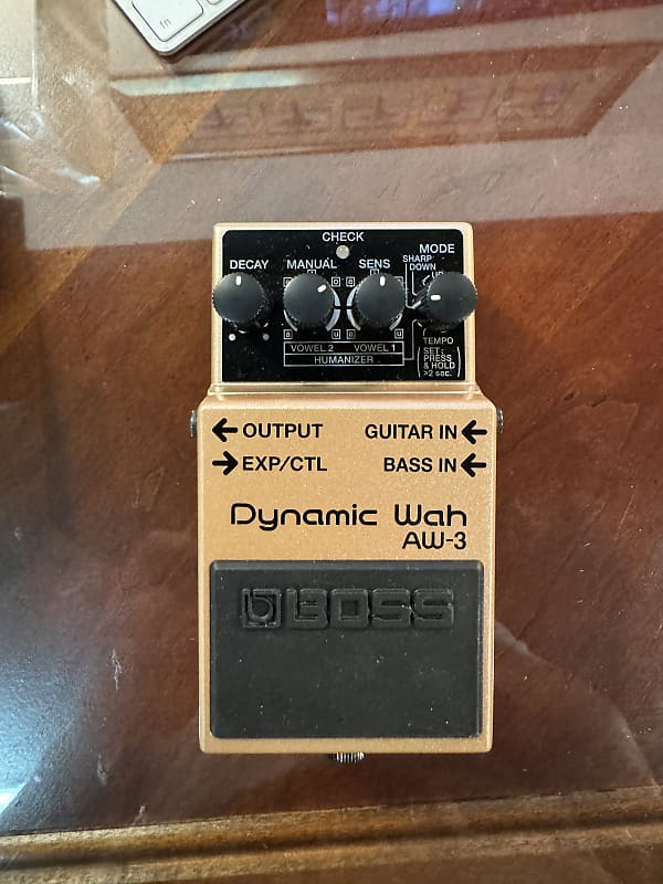 Boss AW-3 Dynamic Wah