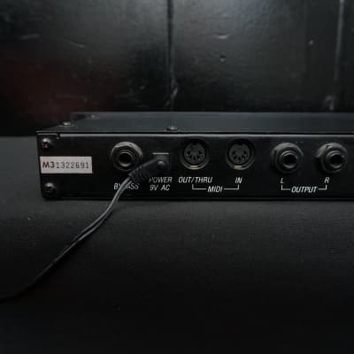 Alesis MIDIVERB III 3 Vintage Digital Reverb & Multi Effects