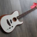 Fender "Acoustasonic Player Telecaster- Arctic White" GIGBAG