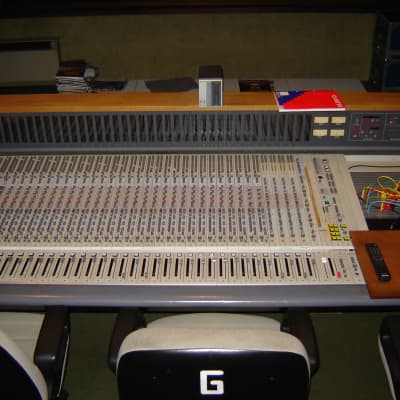 Sony MXP 3000 Mixing console image 3