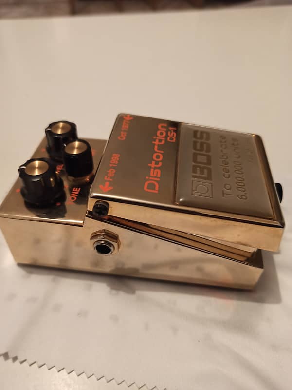 Boss  Ds-1  Collector 1998 Gold Limited Ultra Rare ...Offer Accepted.... image 1