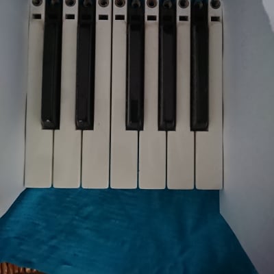 Korg Karma full octave keys