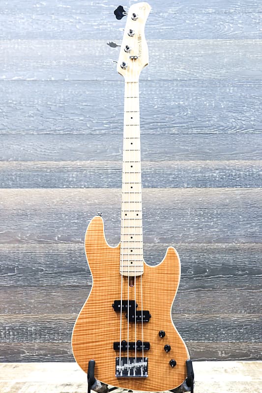 【Rai】Sire U5 4st Marcus Miller ベース Sire Marcus Miller U5 Alder 4-String Bass Mint | Guitar Center
