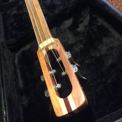 Wish Bass 4 string Lefty natural excellent overall minor imperfections image 4