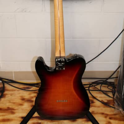 Fender 2012 3-Tone Sunburst Telecaster Electric Guitar image 16