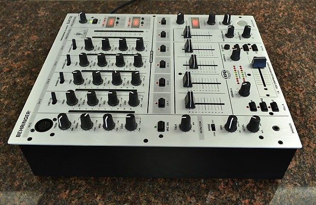 Behringer DJX700 Pro 5-Channel DJ Mixer