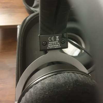 Beyerdynamic DT 1770 Pro Closed-Back Studio Headphones - Black