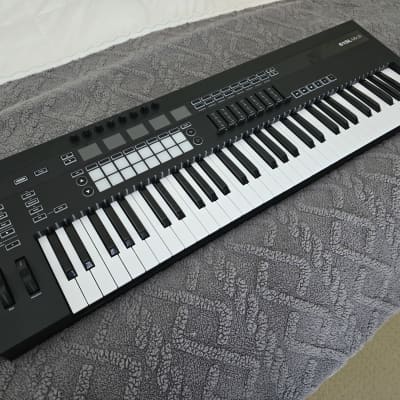 Novation ReMOTE 61 SL MKIII MIDI Controller 2018 - Present - Black