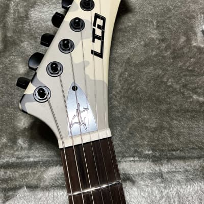 ESP LTD James Hetfield Signature Snakebyte Electric Guitar - Camo image 3