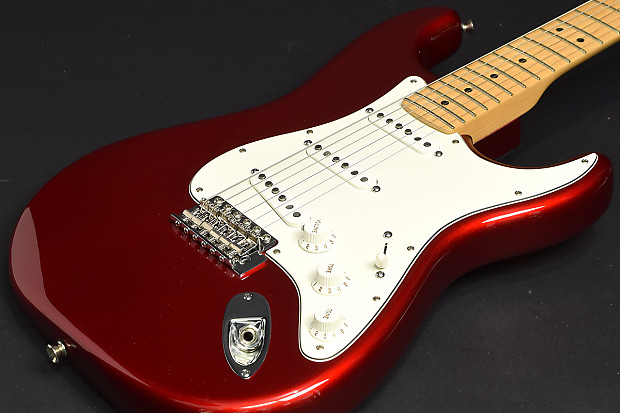 Fender USA American Special Stratocaster Candy Apple Red Fender USA American Special Stratocaster Candy Apple Red