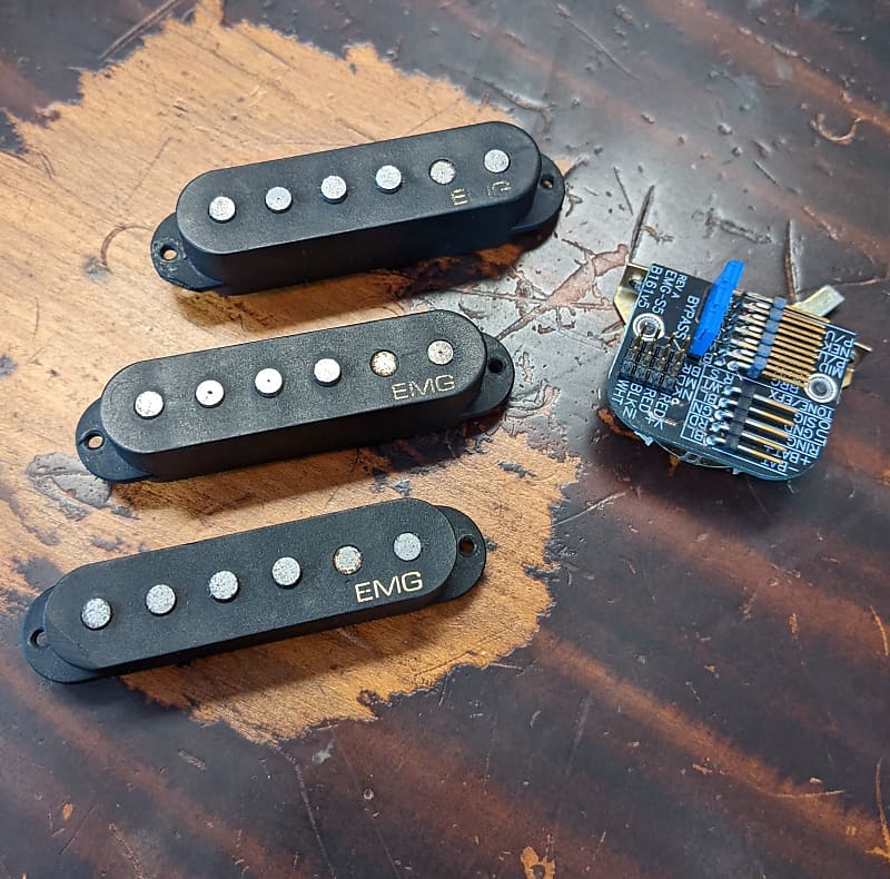 EMG SA Active Pickup Set Black w/5-Way Switch