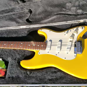 Fender  Stratocaster Plus 1987 Grafitti Yellow image 5