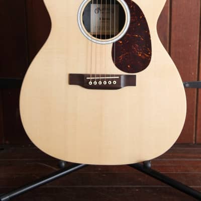 Martin 000-X2E Acoustic-Electric Guitar With Gigbag image 1
