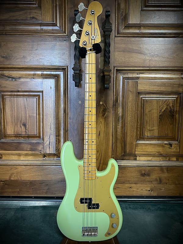 ベース Fender American Vintage Precision Bass Fender American Vintage '58 P Bass - White Blonde | Sweetwater