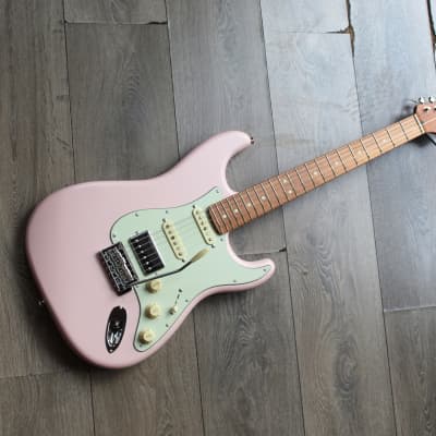 FENDER 