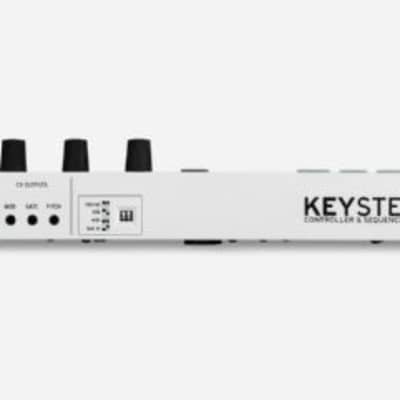 Arturia KEYSTEP37 37-Key MIDI Keyboard Controller And Sequencer image 2
