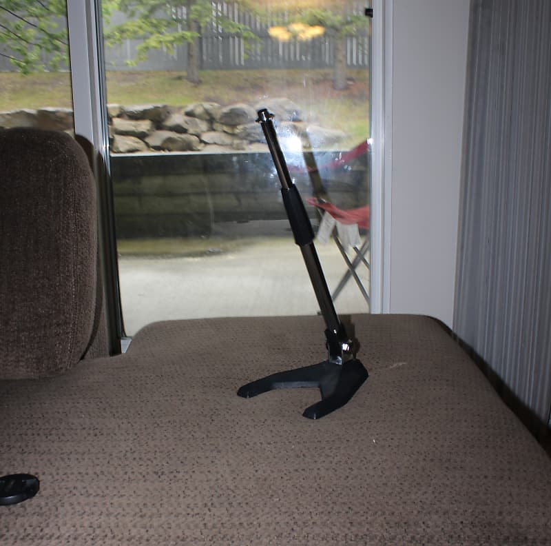 Yorkville Guitar Mic Stand Reverb