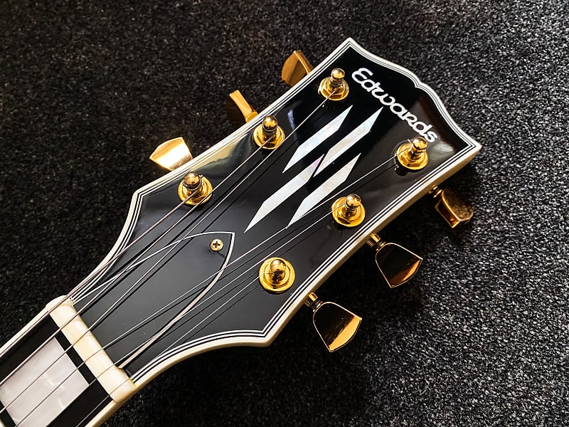 EDWARDS E-LP-92CD カラーwhite ソフトケース付