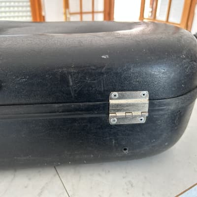 Selmer tenor saxophone flight case image 3